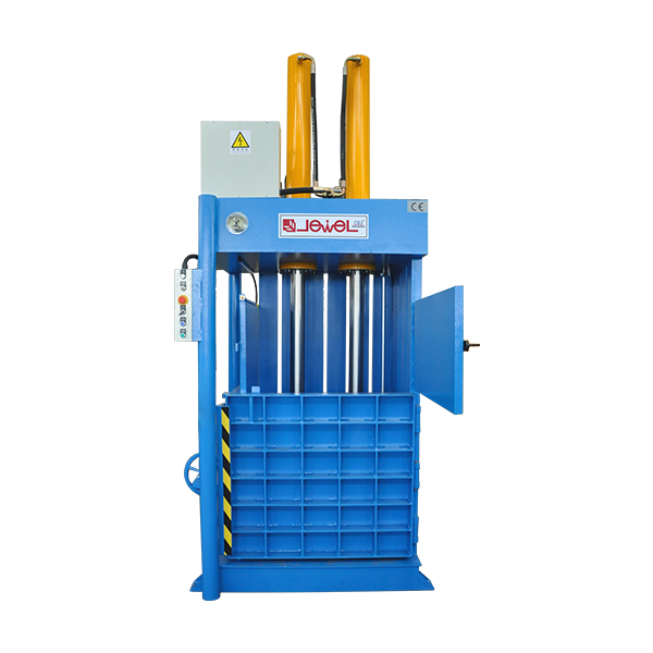 Large vertical right-angle door opening baler JPA080T80/T100/T120