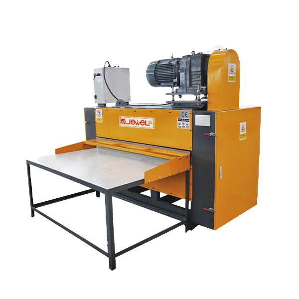 Cardboard Shredding (Dual Shaft)