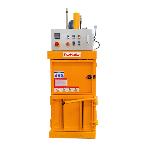 Small vertical baler JP5947T2