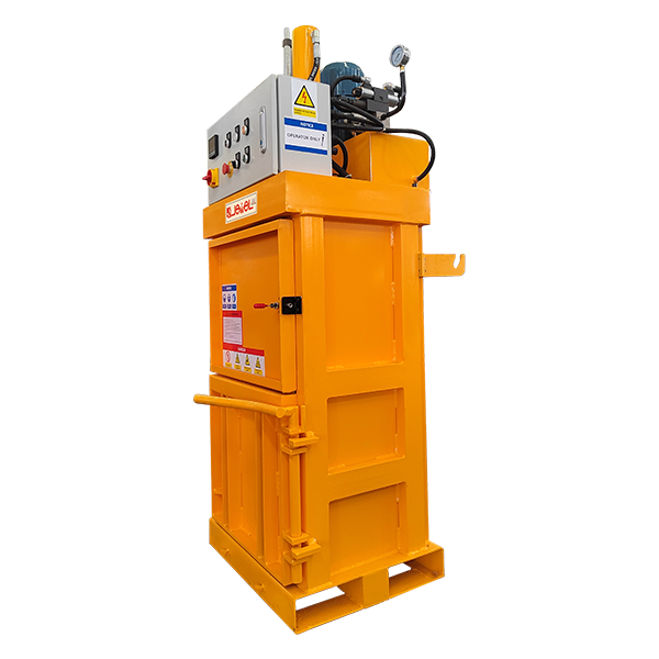Small vertical baler JP5947T2